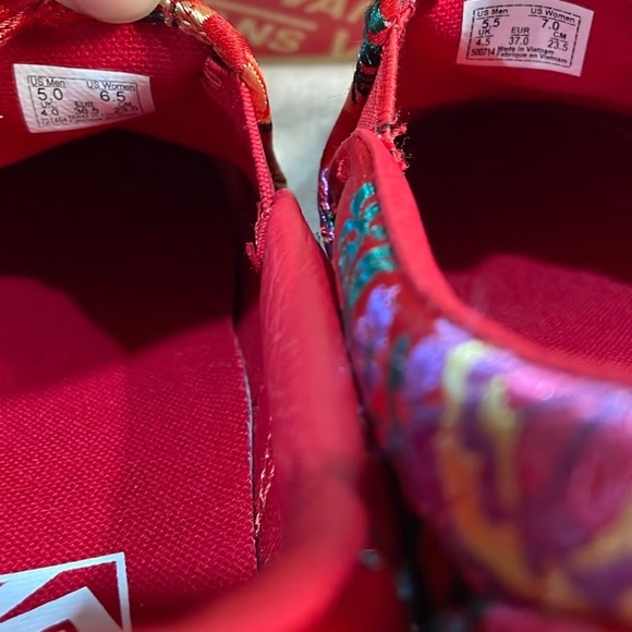 Vans Classic Slip-On Festival Satin - Picture 5 of 6